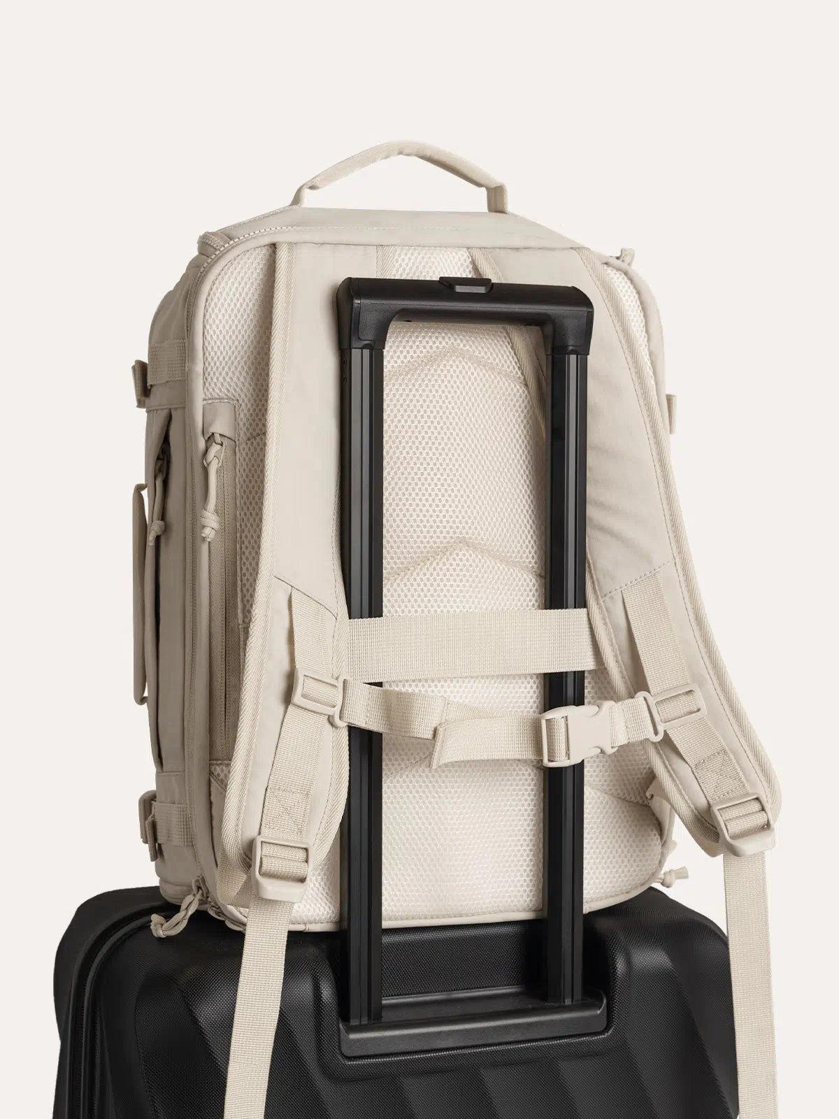 Blast 28L Travel Backpack - Image 5