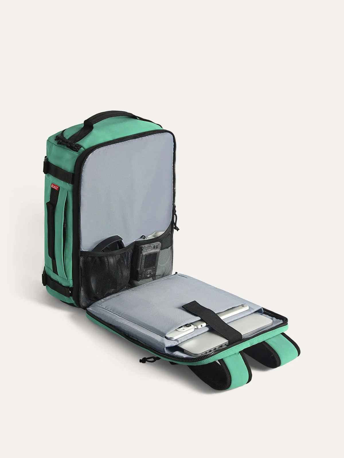 Blast 38L Mesh Travel Backpack - Image 30