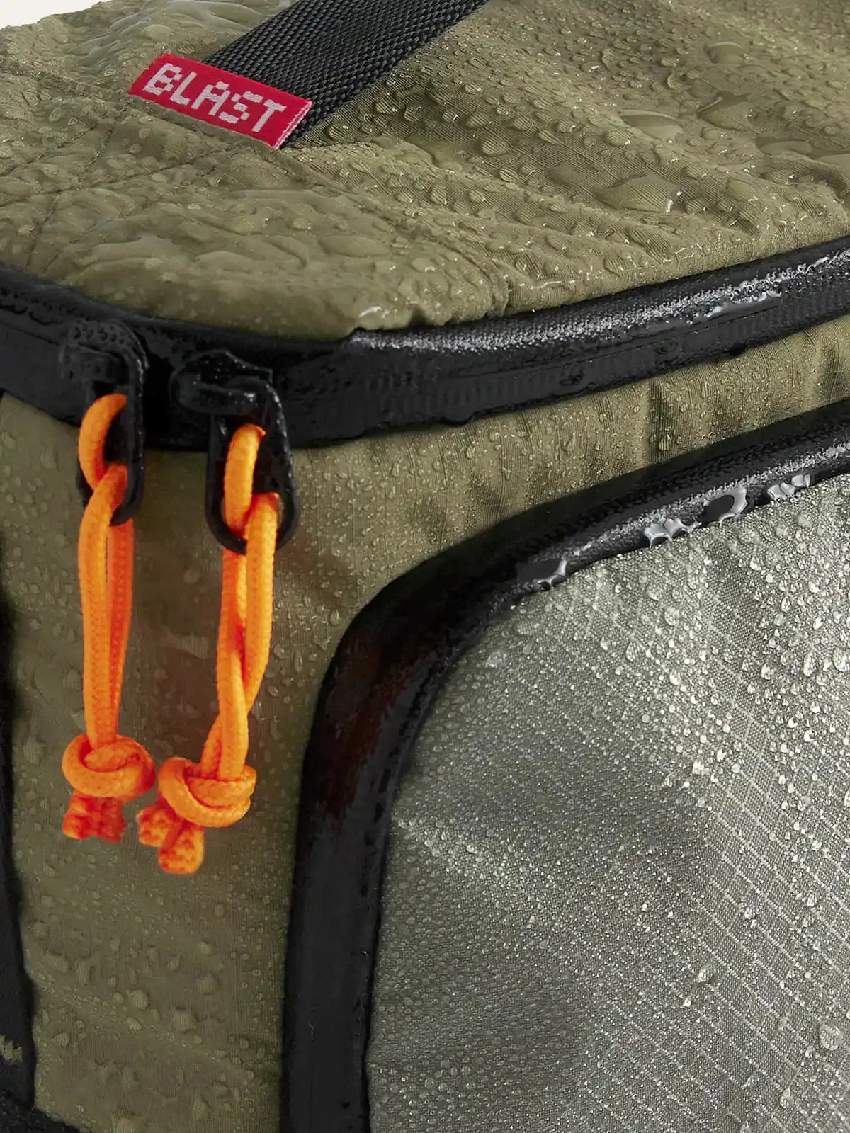 Blast 4.5L Hanging Toiletry Bag - Image 18