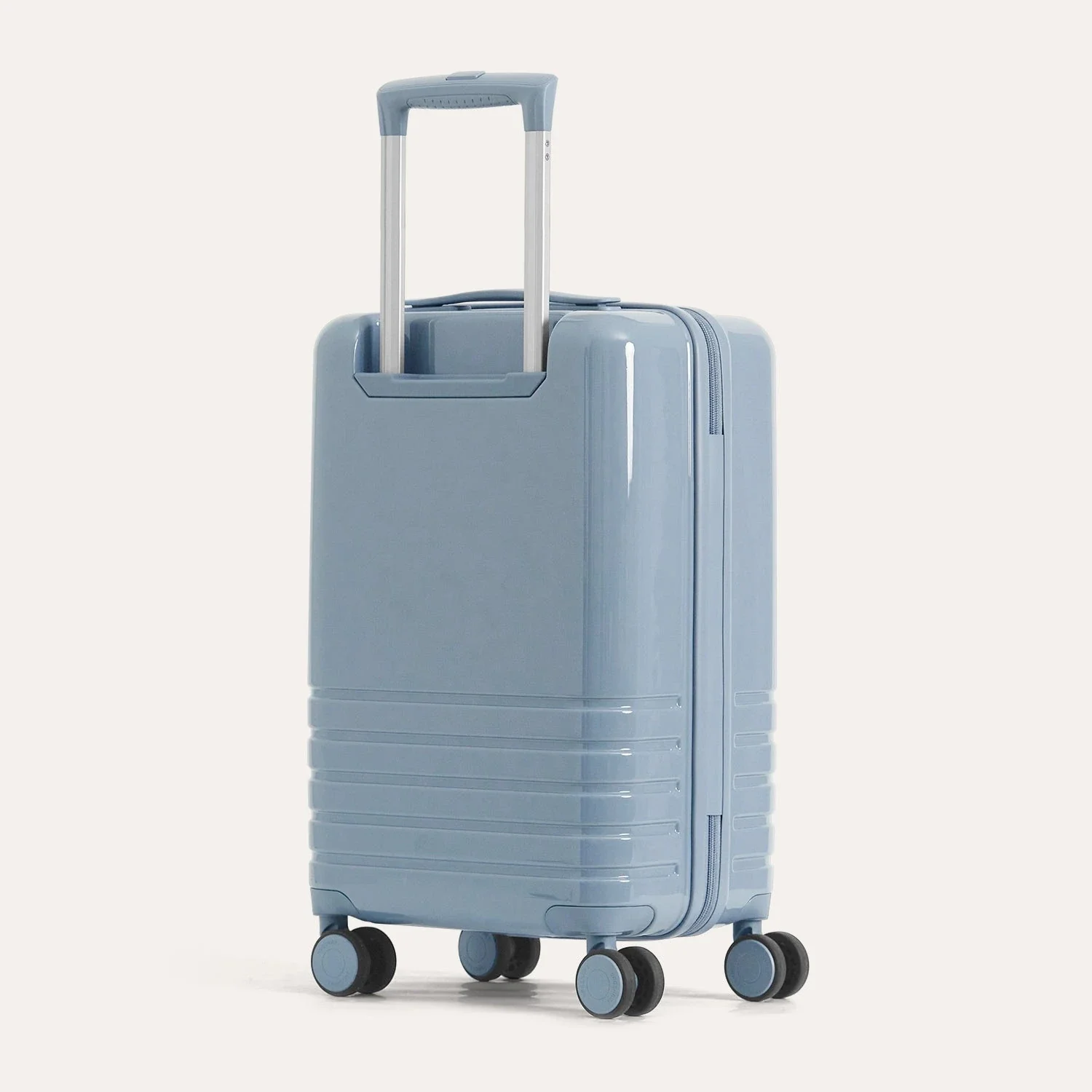 (FREE GIFT) Getaway 19" Carry-On - Image 39